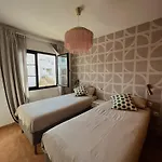 Blue Surf House Hostel *