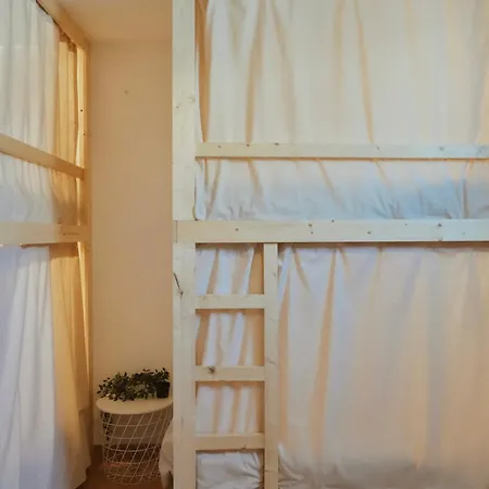 אכסניה Blue Surf House